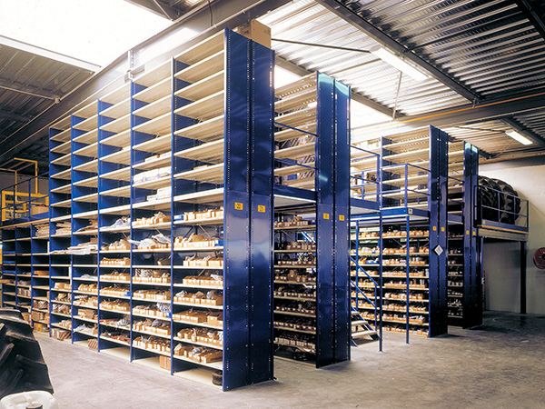 magasin-etage-rayonnage-parois-tolees